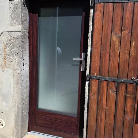 Le Paradou A Daire Besse-et-Saint-Anastaise