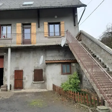 Le Paradou A Daire Besse-et-Saint-Anastaise